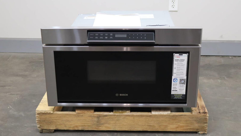 Bosch 800 Series 30" Tilt Display 1.2 Cu.Ft. Smart Microwave Drawer HMD8054UC