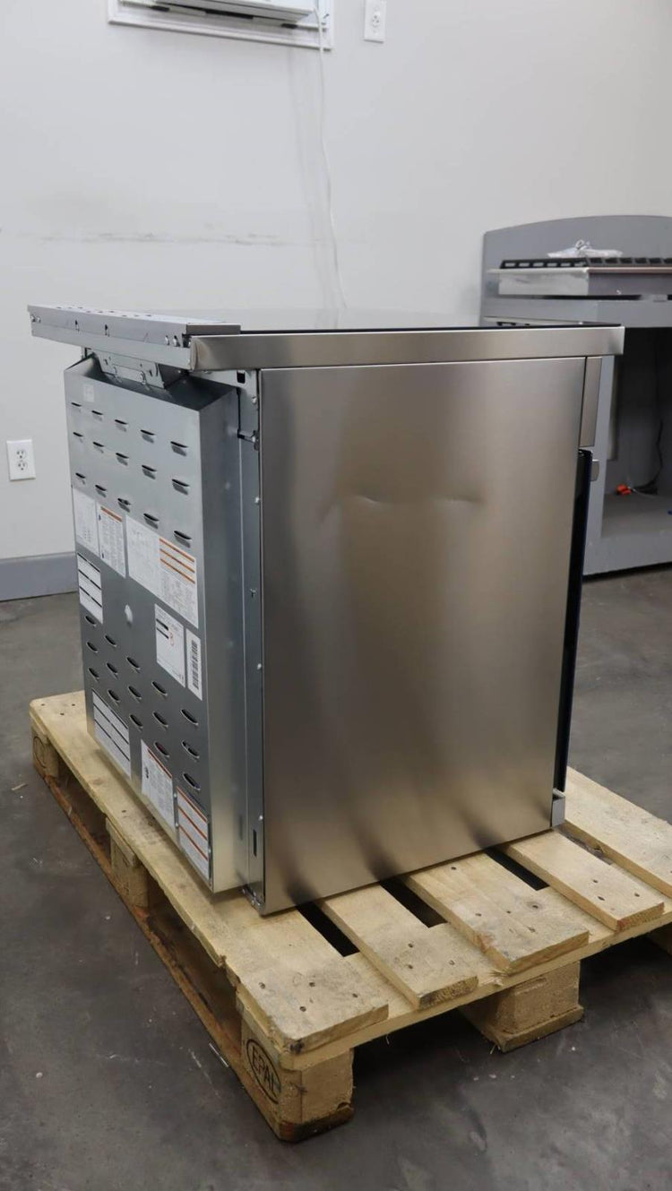 Bosch 30" Stainless Freestanding 800 Series Induction Electric Range HIS8055U