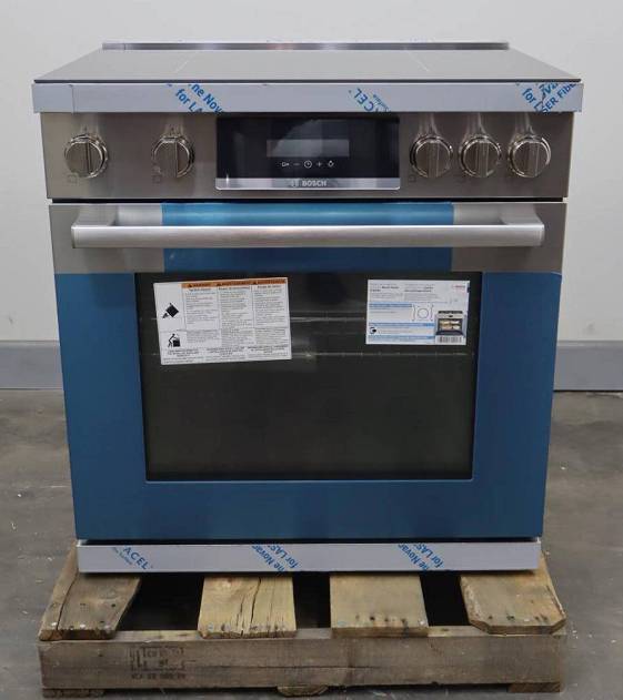 Bosch 30" Stainless Freestanding Induction 800 Series Electric Range HIS8055U
