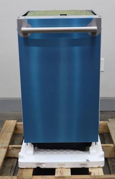 Bosch 800 Series 18" Integrated Smart Aquastop ADA 44dB Dishwasher SPX68B55UC