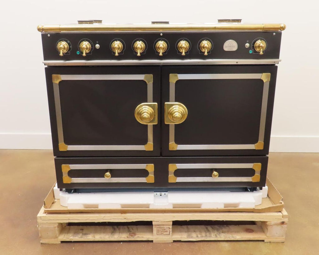 La Cornue CornuFe 110 C1NF 43" Matte Black Freestanding Dual Fuel Range 5 Burner