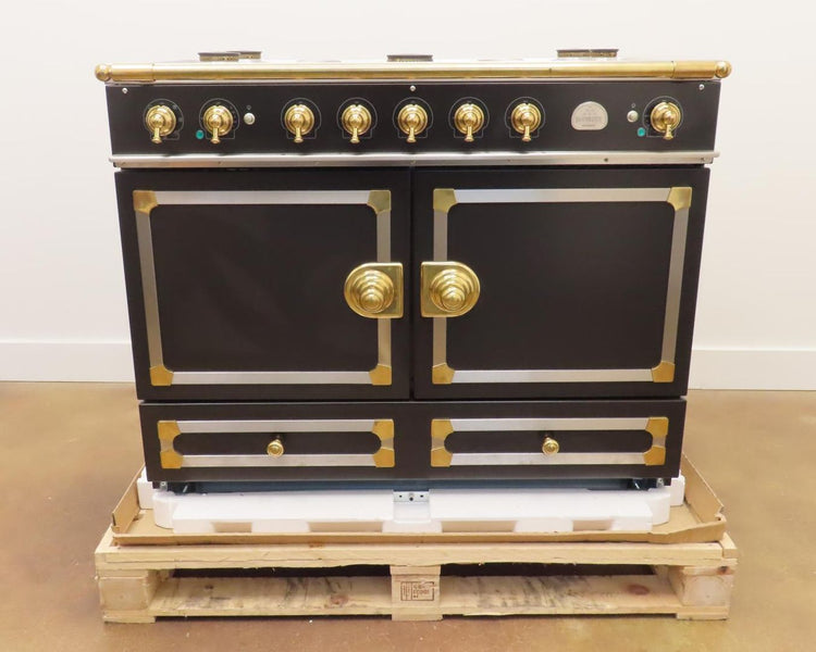 La Cornue CornuFe 110 C1NF 43" Matte Black Freestanding Dual Fuel Range 5 Burner