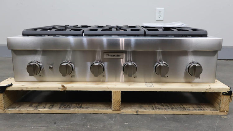 Thermador 36" Stainless 6 Sealed Burner Professional Series Gas Rangetop PCG366W