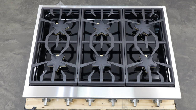 Thermador 36" Stainless 6 Sealed Burner Professional Series Gas Rangetop PCG366W
