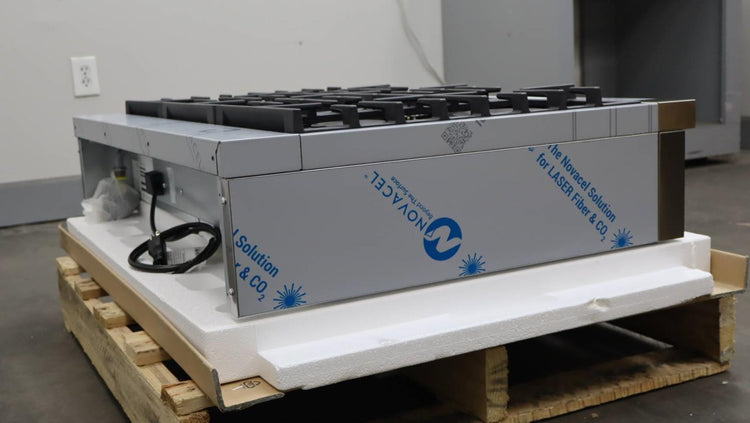 Bosch 800 Series 36" Gas Rangetop Stainless Steel 6 Sealed Burners RGM8658UC