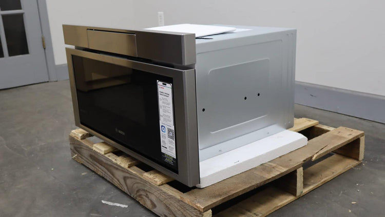 Bosch 800 Series 30" Tilt Display 1.2 Cu.Ft. Smart Microwave Drawer HMD8054UC