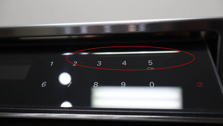 Bosch 800 Series 30" Tilt Display 1.2 Cu.Ft. Smart Microwave Drawer HMD8054UC