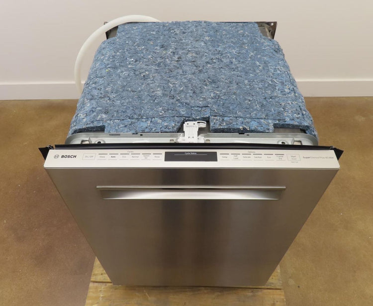 Bosch 800 Series SHPM88Z75N 24" 40 dBA Crystal Dry Intergerated Dishwasher