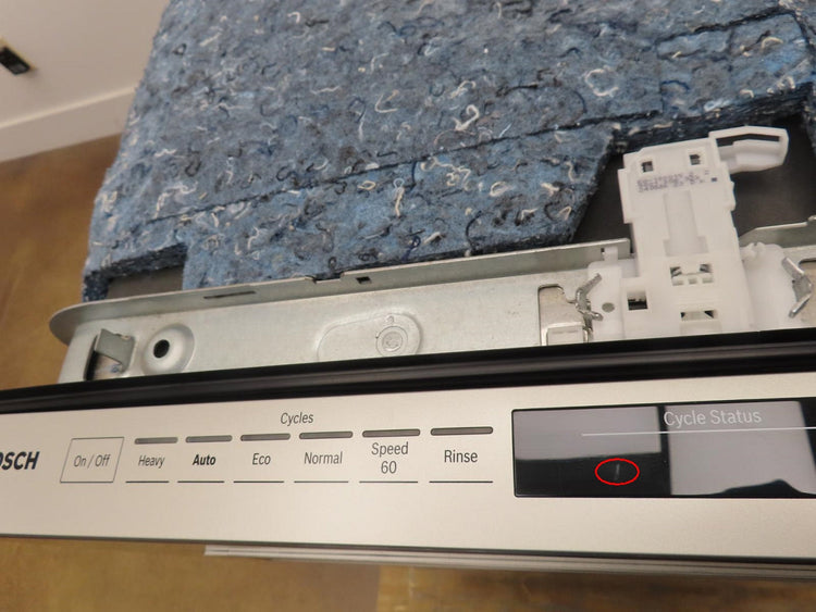 Bosch 800 Series SHPM88Z75N 24" 40 dBA Crystal Dry Intergerated Dishwasher