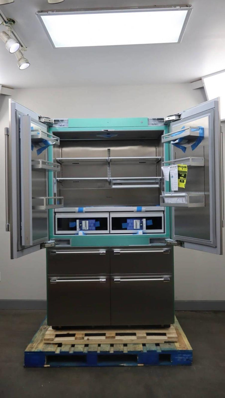 Thermador Freedom Collection T48BT120NS 48" 26.7 cu.ft. Stainless Refrigerator