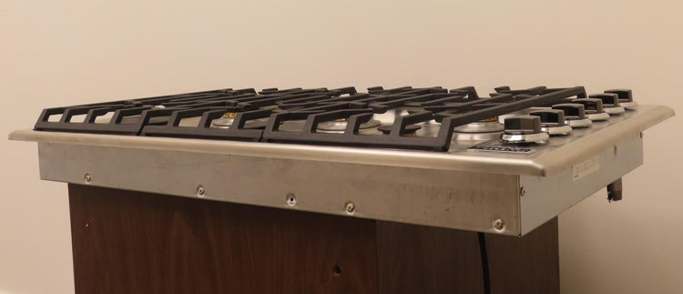 Viking 5 Series VGSU53616BSS 36" Professional 6 Burners Gas Cooktop 2024 Model
