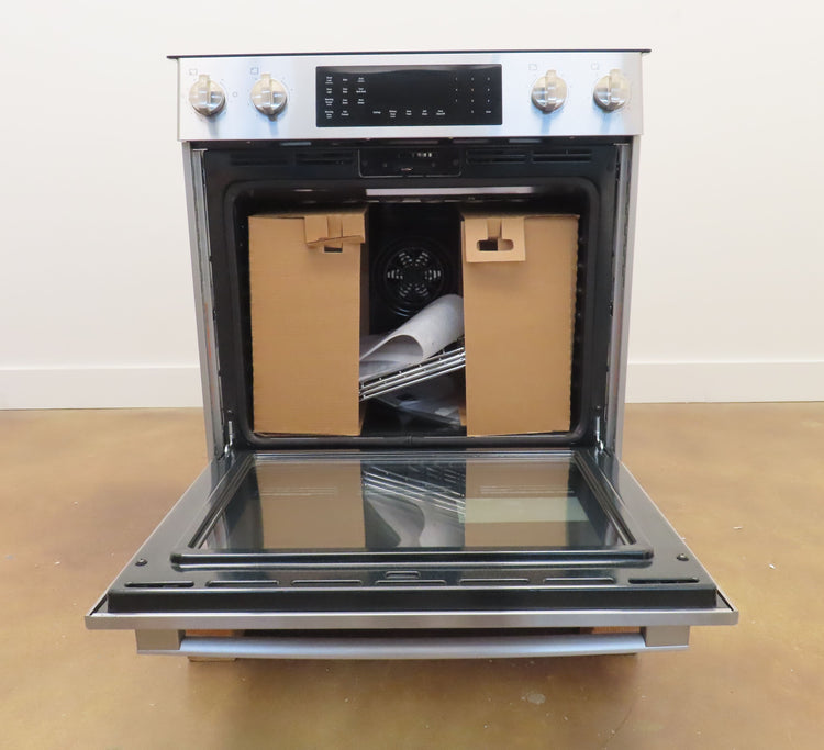 Bosch 800 Series HEI8056U 30" Warming Zone Slide-In Electric Range