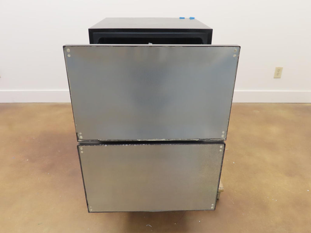 Thermador Freedom Collect. T24UR905DP 24" 4.4 Cu.Ft Panel R. Refrigerator Drawer