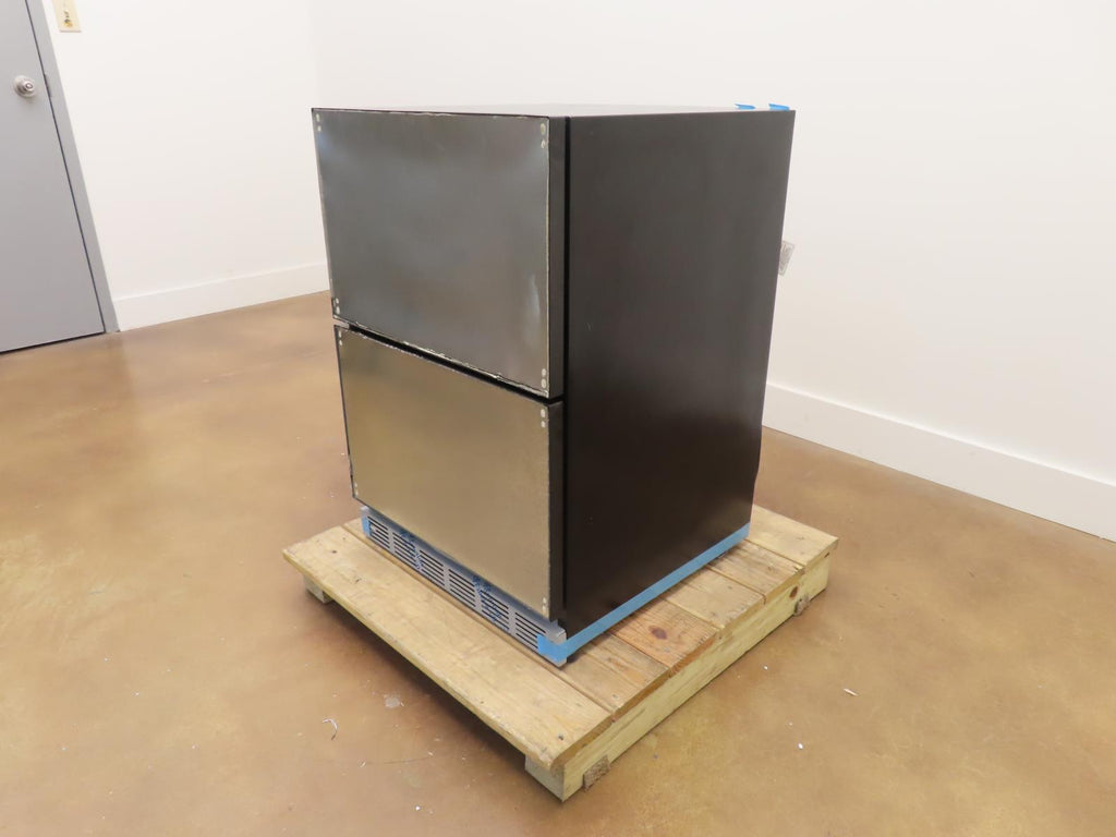 Thermador Freedom Collect. T24UR905DP 24" 4.4 Cu.Ft Panel R. Refrigerator Drawer