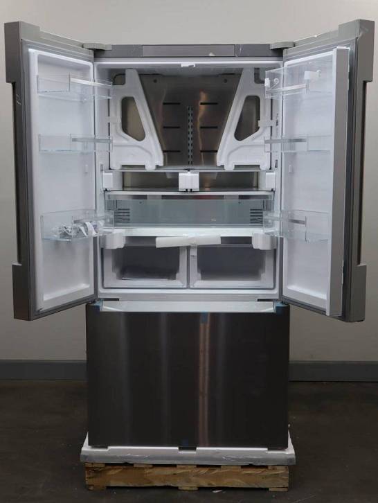 Bosch 800 Series 36" Smart French Door Bottom Mount Refrigerator B36CT81ENS
