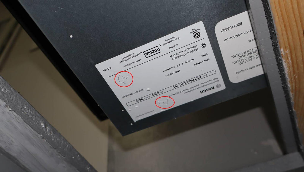 Bosch 30" 5 Element Ceramic Surface Benchmark Series Electric Cooktop NETP069SUC