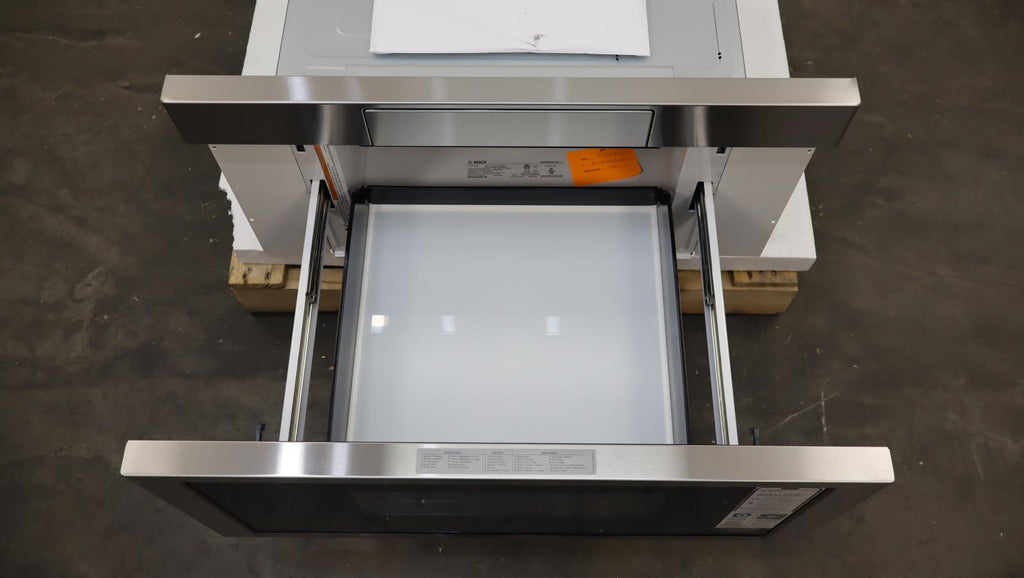 Bosch 30" Tilt Display 1.2 Cu.Ft. Smart 800 Series Microwave Drawer HMD8054UC