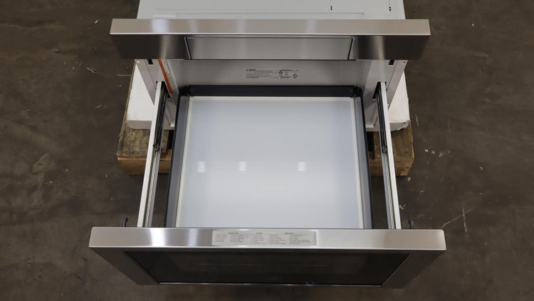 Bosch 24" 800 Series 1.2 Cu.Ft. Cap 950 Watt Smart Microwave Drawer HMD8454UC