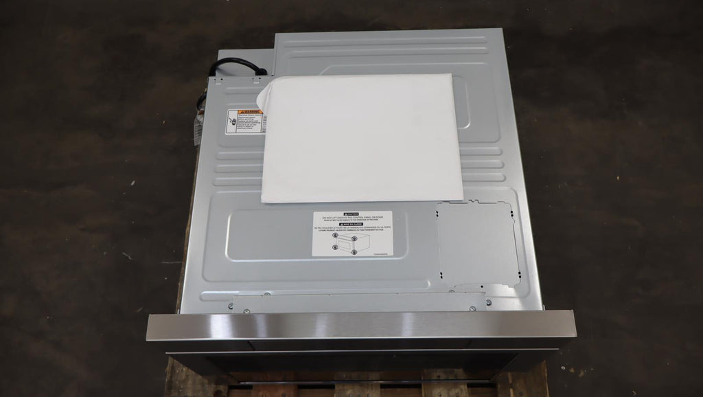 Bosch 24" 800 Series 1.2 Cu.Ft. Cap 950 Watt Smart Microwave Drawer HMD8454UC