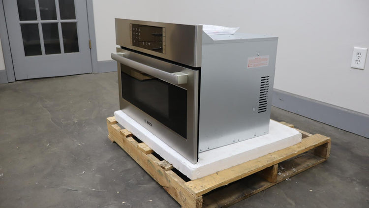 Bosch 800 Series 30" SpeedChef  True Convection Sensor Cook SS Oven HMC80152UC