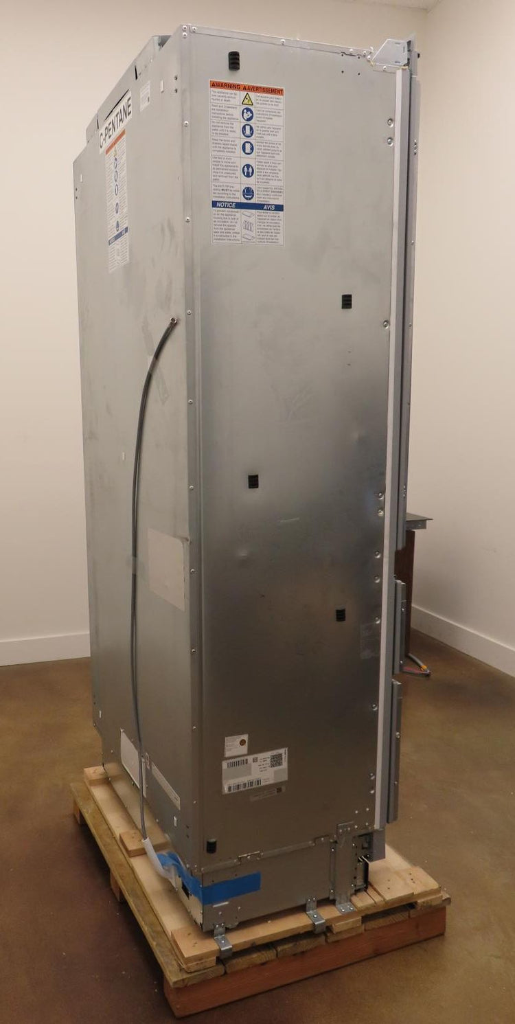 Thermador Freedom Collection T36IB100SP 36" BuiltIn Bottom Mount Refrigerator