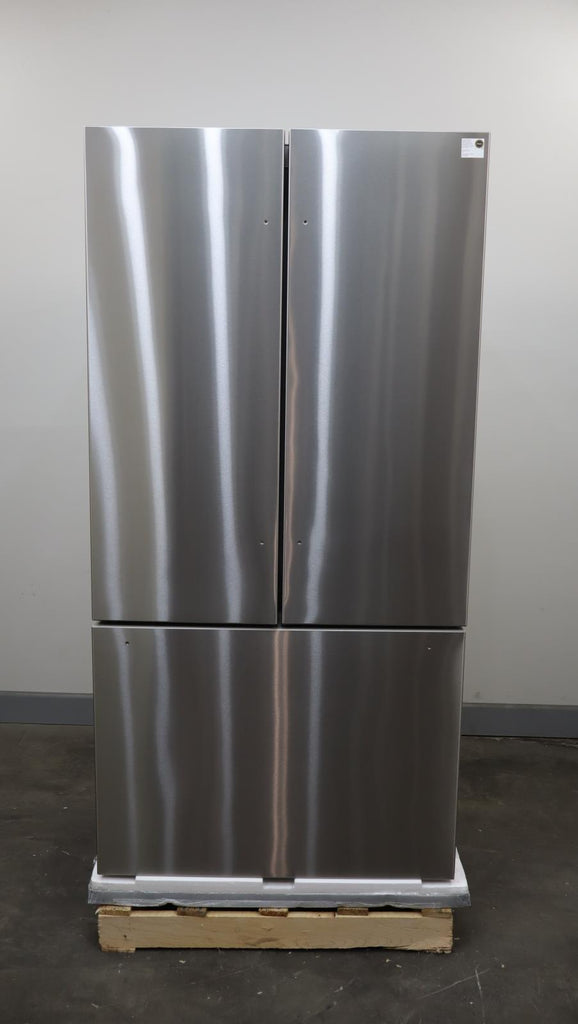 Thermador 36" SS French Door Smart Professional Series Refrigerator T36FT820NS