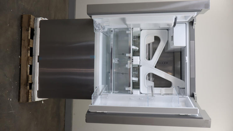 Bosch 500 Series 36" 20.8 Cu.Ft French Door Smart SS Refrigerator B36CD50SNS