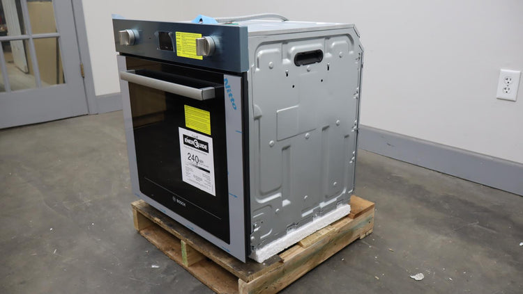 Bosch 500 Series 4 Inch Stainless Single Convection Electric Wall Oven HBE5453UC