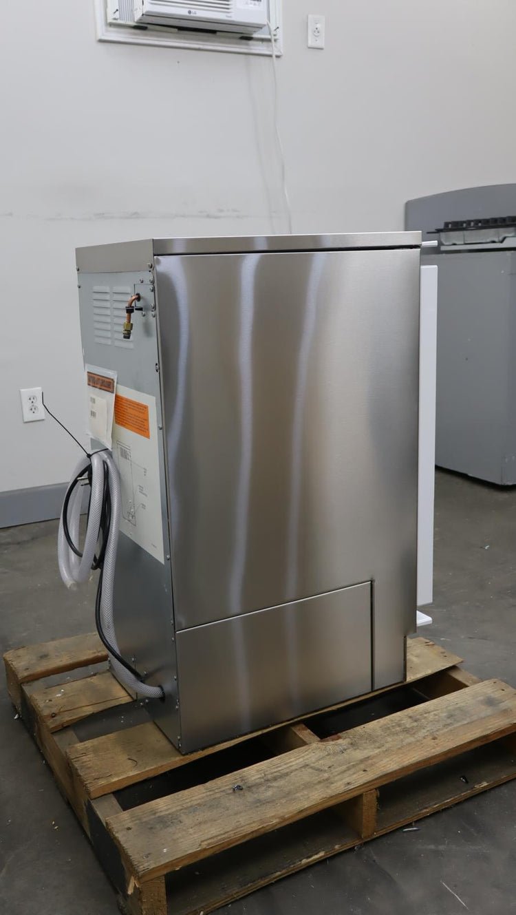 Viking Professional Series15" Gravity Drain Panel R Nugget Ice Maker FGNI515