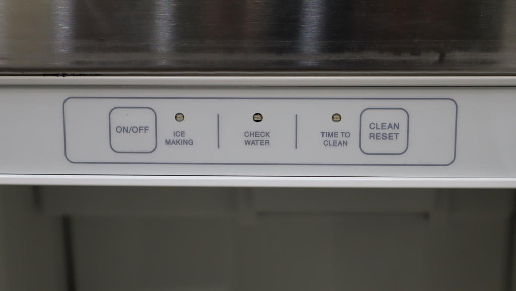 Viking Professional Series15" Gravity Drain Panel R Nugget Ice Maker FGNI515