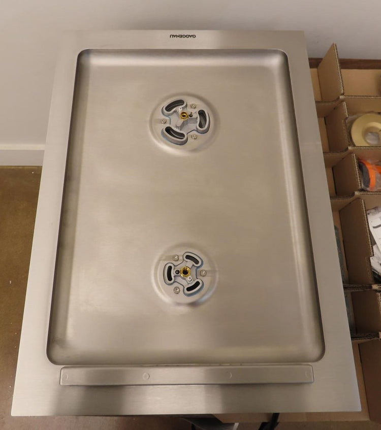 Gaggenau Vario 400 Series VG425211CA 15" Automatic Fast Ignition Gas Cooktop Pic