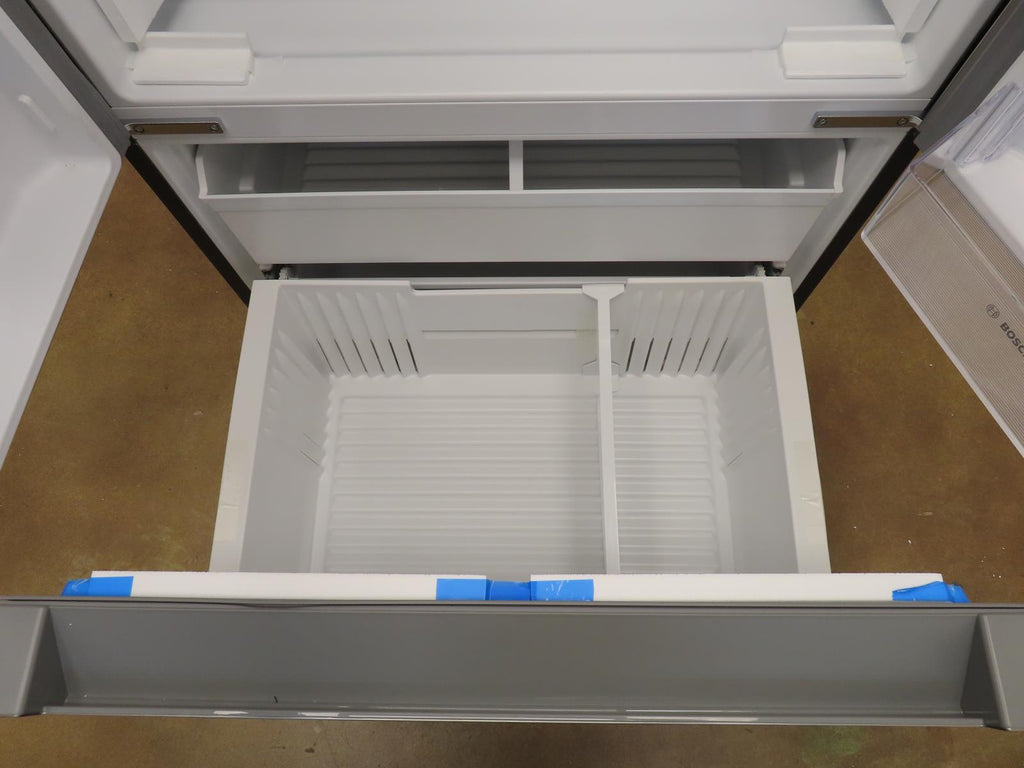Bosch 100 Series B36FD10ENS 36" Freestanding French Door Smart Refrigerator Pics
