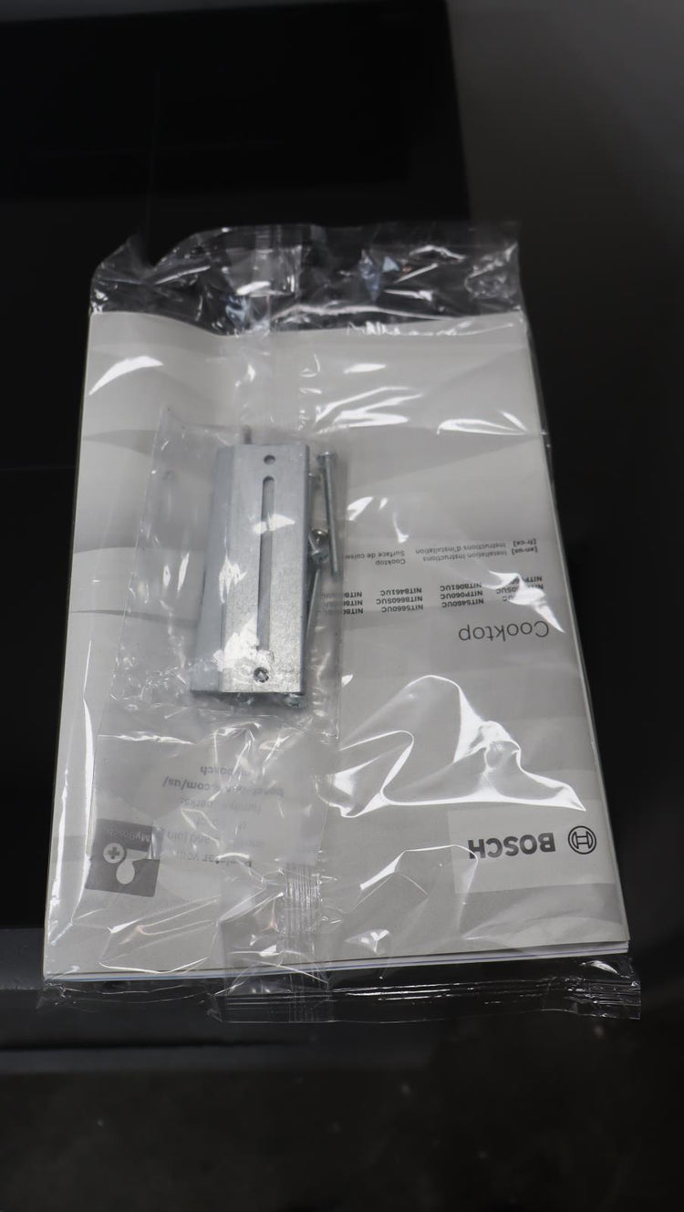 Bosch 800 Series 36 Inch 5 Elements Ceramic Smart Induction Cooktop NIT8660UC