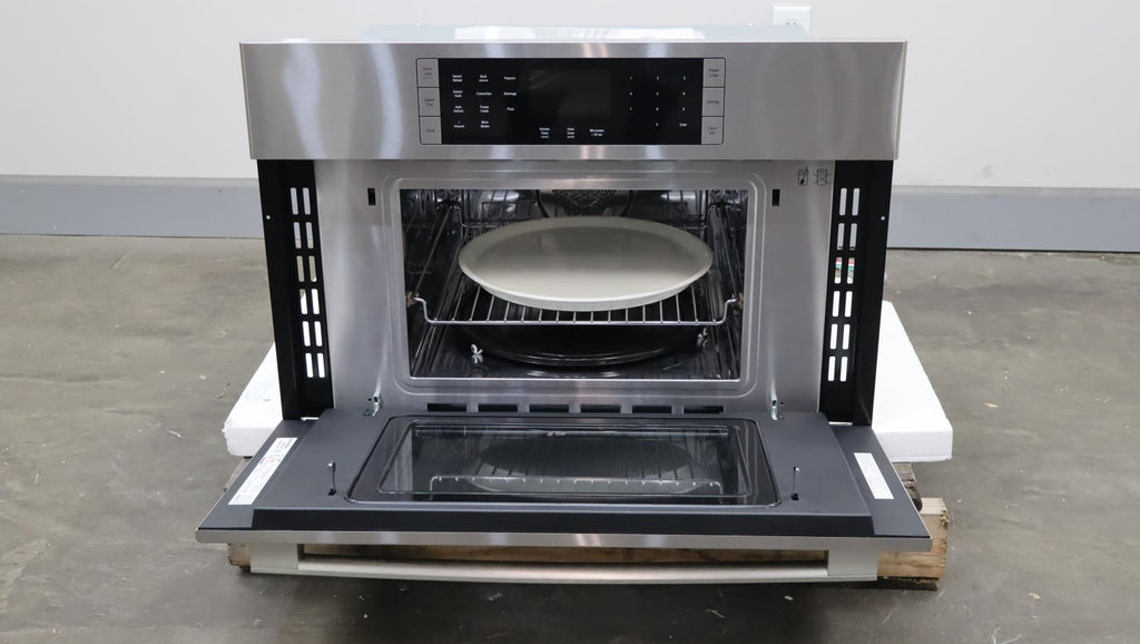Bosch Benchmark Series 30" 1.6 cu. ft. 10 Power Levels SS Speed Oven HMCP0252UC