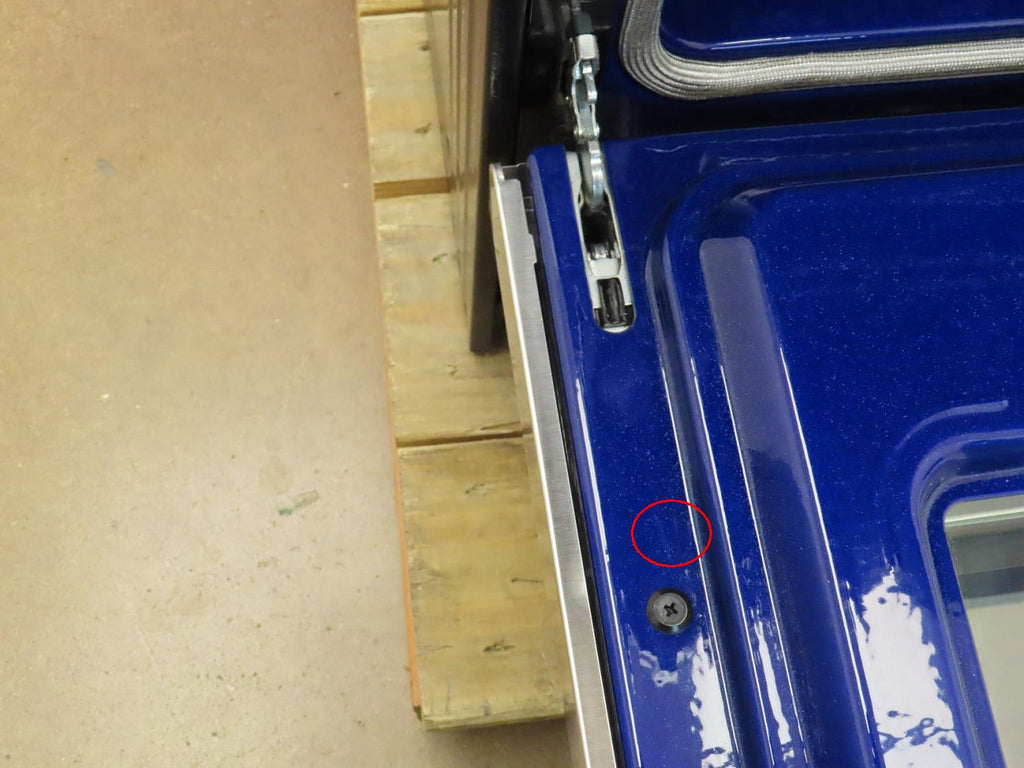 Signature Kitchen Suite UPSG3014ST 30" 6.3 Cu. Ft. Gas Convection Range