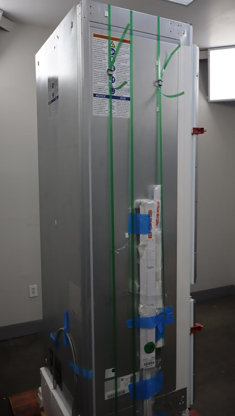 Thermador 30" Freedom Collection 16 cu.ft PR Smart Wifi Refrigerator T30IB905SP