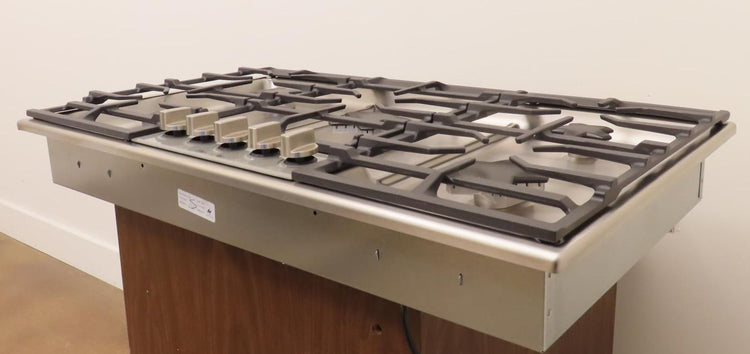 Thermador Masterpiece Series SGSXP365TS 36" Gas Cooktop Full Warranty