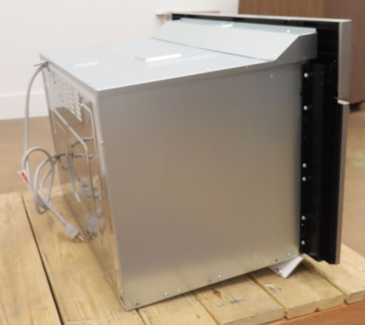 Bosch 500 Series HMB50152UC 30" Built-In Microwave Oven with Full Warranty Pics