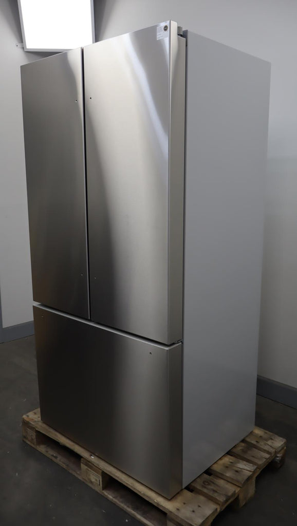 Thermador 36" SS French Door Smart Professional Series Refrigerator T36FT820NS