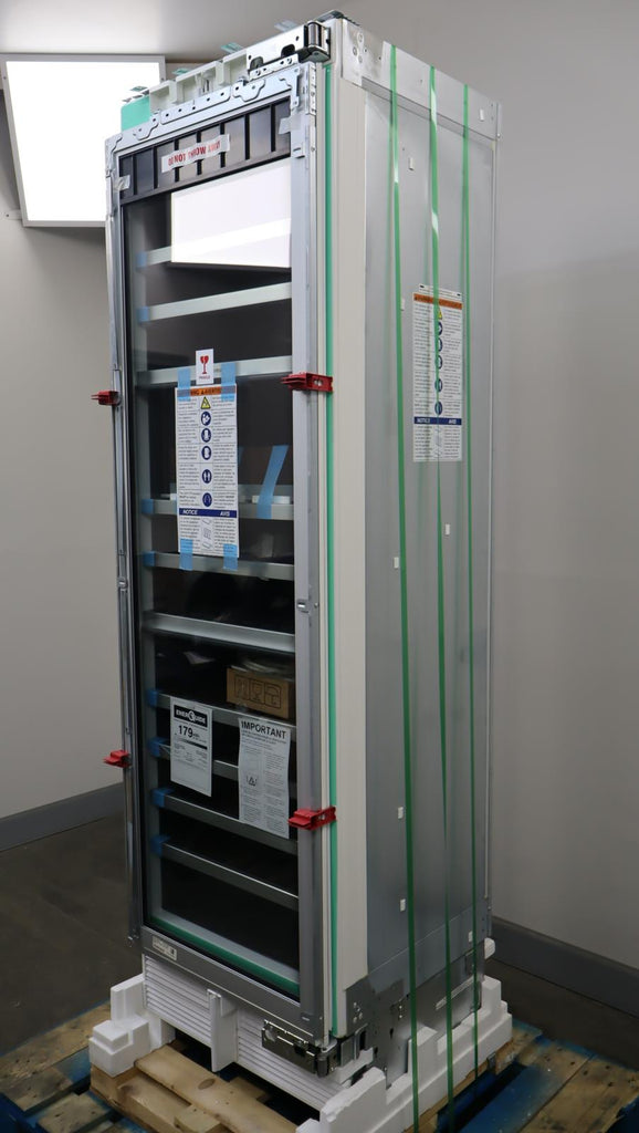 Thermador Freedom Series 24" Smart Built-In Triple Zone Wine Cooler T24IW905SP