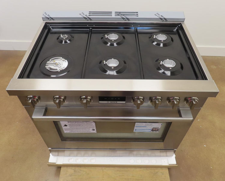 Bosch 800 Series HDS8655U 36" 6 Burner Dual Fuel Convection Range