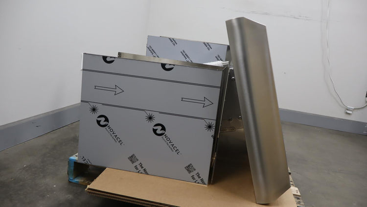 Thermador Professional 54" SS 4 Speed Island Mount Smart Range Hood HPIN54WS