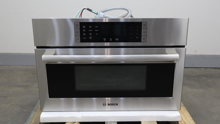 Bosch Benchmark Series 30" 1.6 cu. ft. 10 Power Levels SS Speed Oven HMCP0252UC