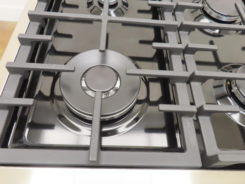 Bosch 800 Series HDS8655U 36" 6 Burner Dual Fuel Convection Range Full Warranty