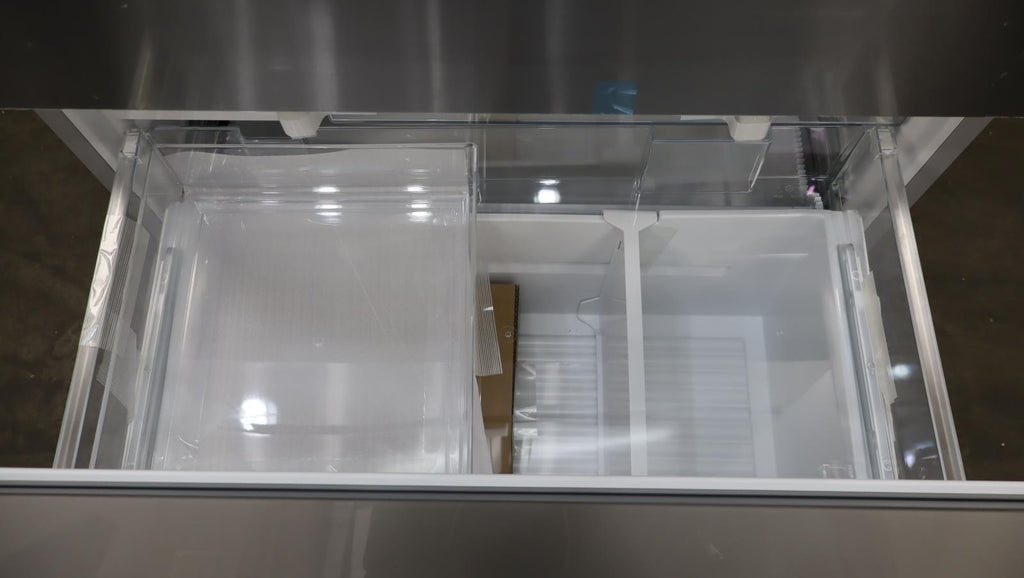 Bosch 800 Series 36" Freestand Stainless 20.5 Cu.Ft. French Door B36CL80ENS