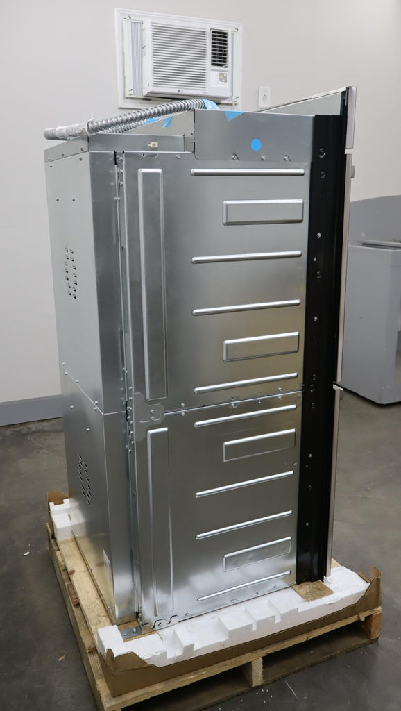 Bosch 800 Series 27" Stainless 12 Modes Double Electric Wall Oven HBN8651UC