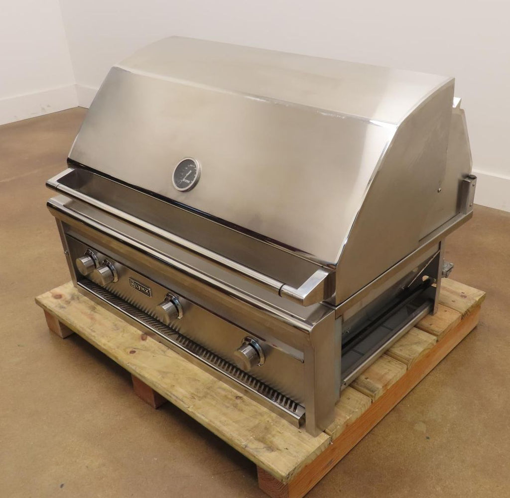 Lynx Professional Grill Series L36TRNG 36" Built-In Grill 935 sqin Cooking Surf.