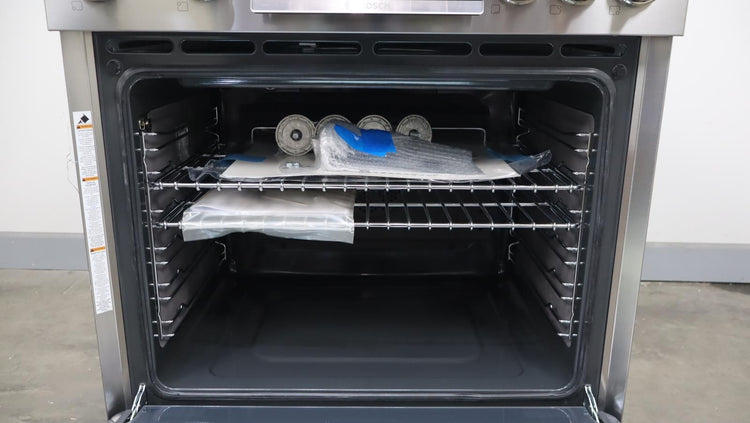 Bosch 30" Stainless Freestanding 800 Series Induction Electric Range HIS8055U