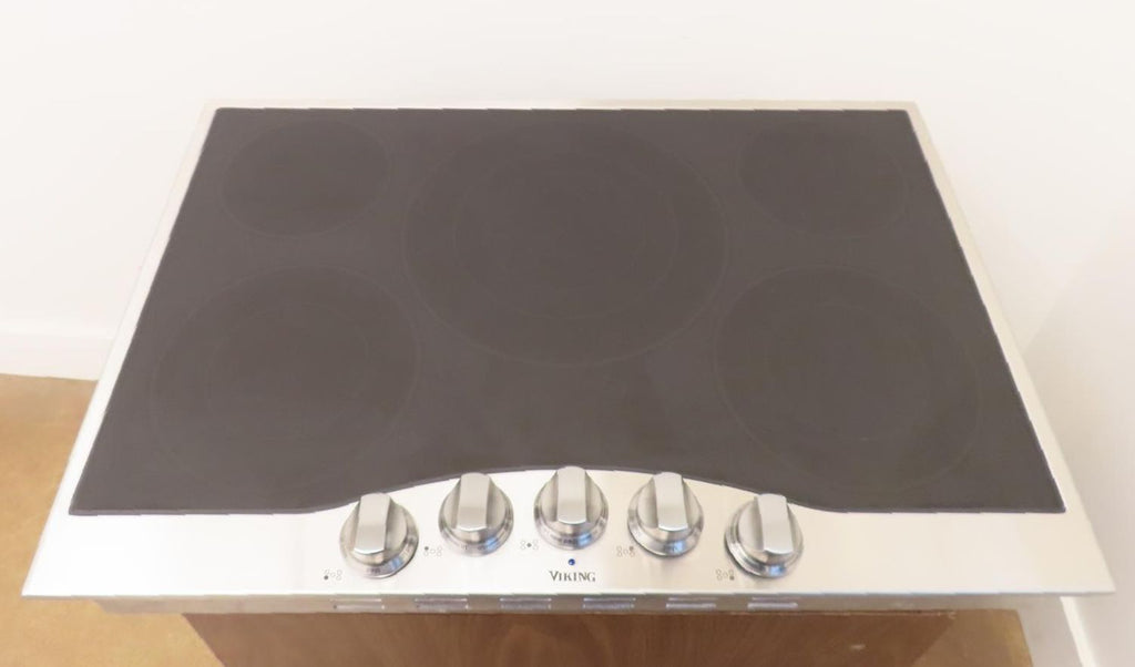 Viking RVEC3305BSB 30" Glass Ceramic Surface Electric Cooktop 2024 Model