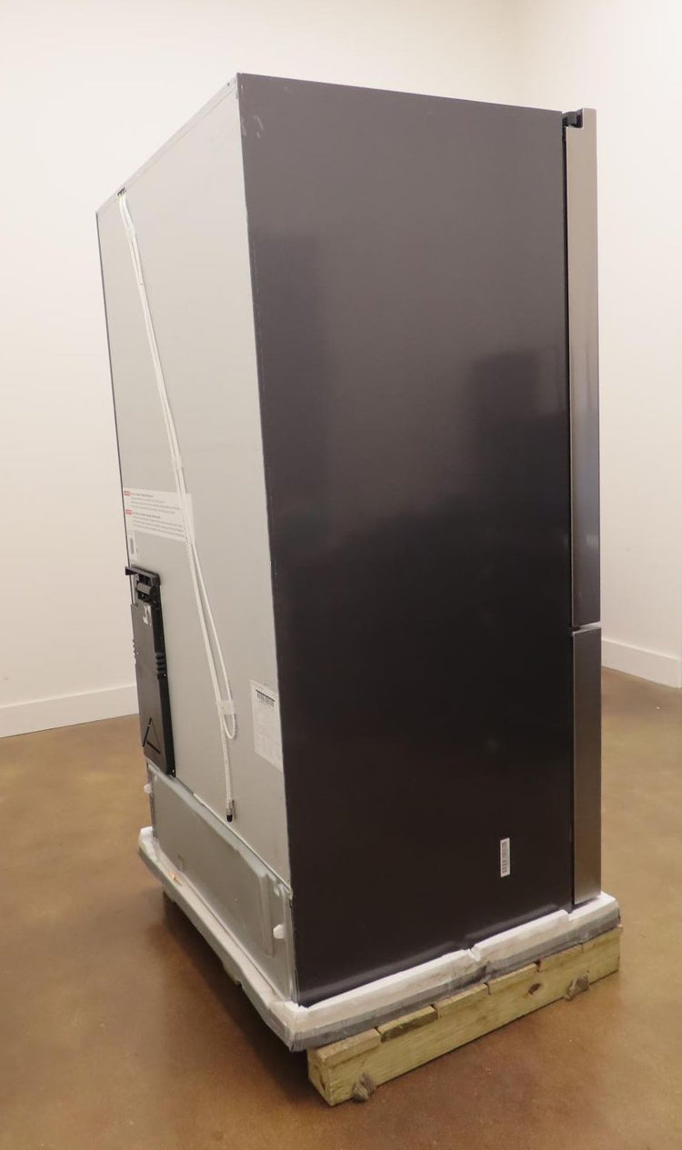 Bosch 100 Series B36FD10ENS 36" Freestanding French Door Smart Refrigerator Pics